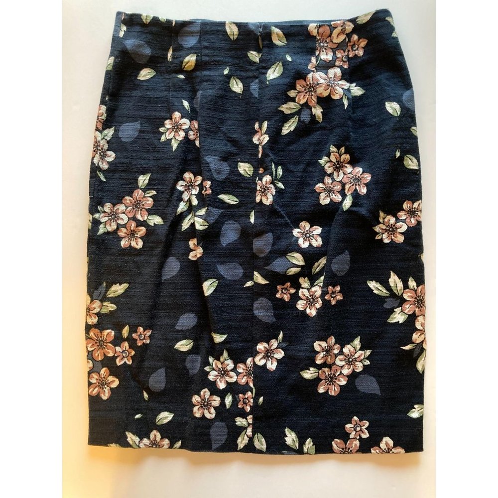 Navy Blue Floral Knee Length Pencil Skirt Size 2